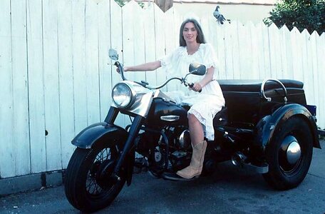Emmylou Harris leaked photo #10