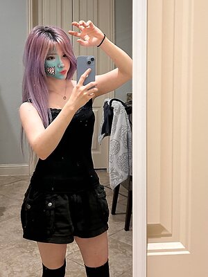 emmyuh leaked photo #20