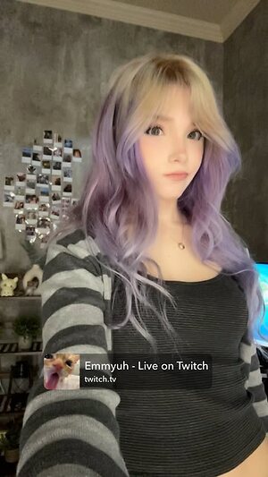 emmyuh leaked photo #25
