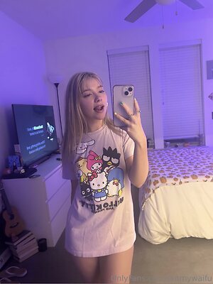 emmywaifu leaked photo #2