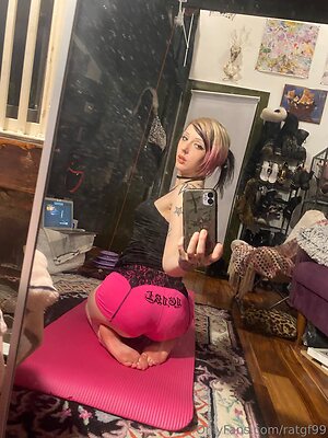 emoemz leaked photo #66