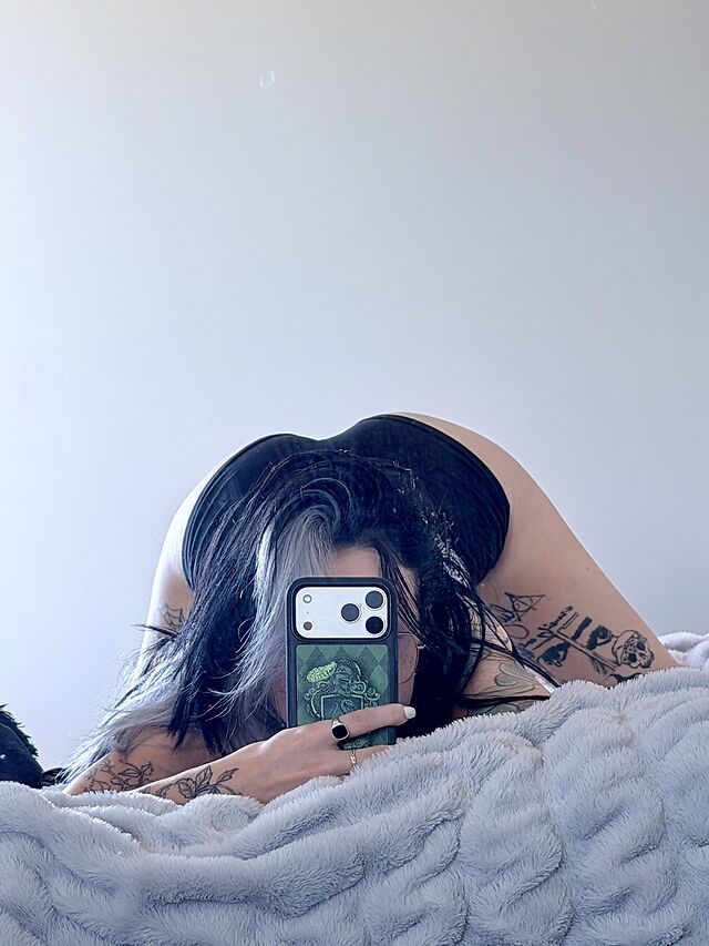 EmoKitten leaked photos