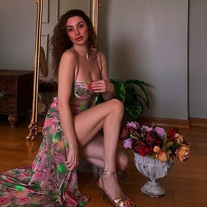 Emra Şen leaked photo #52