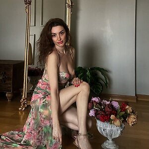 Emra Şen leaked photo #54