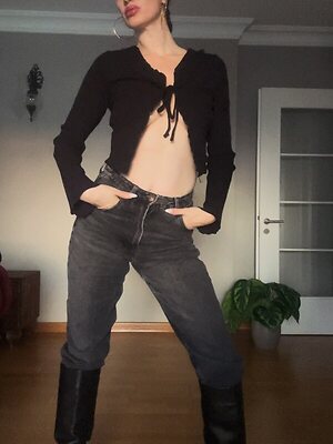 Emra Şen leaked photo #63