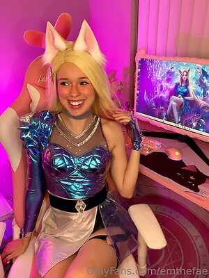 EmTheFae leaked photo #33
