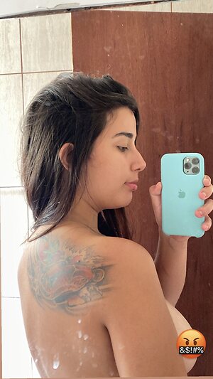 Emylin Nicole leaked photo #22