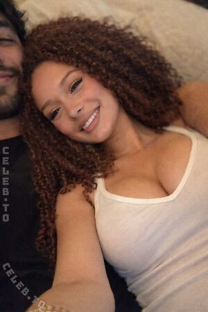 Erda Nude Leaked Photo #44