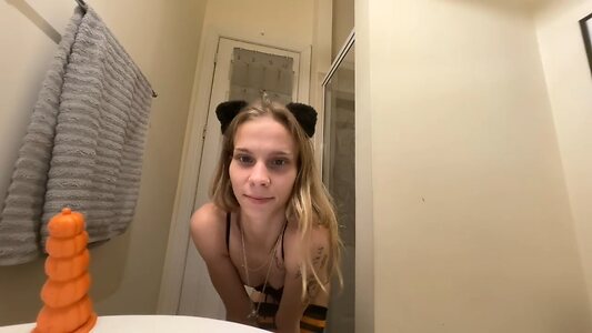 Erica Canfield leaked photos