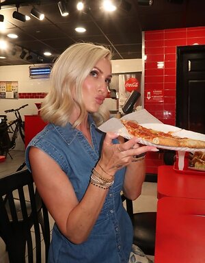 Erica Weston leaked photo #9