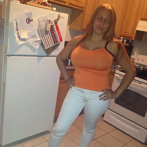 Erika D. leaked photo #38