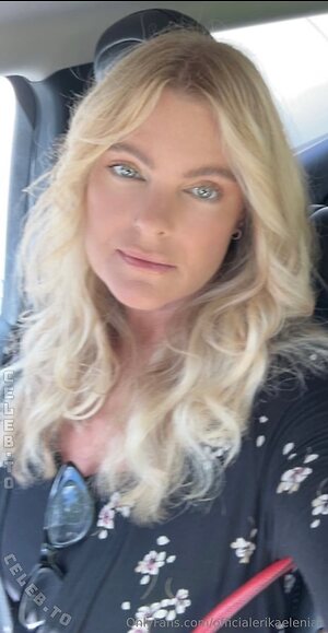 Erika Eleniak photo