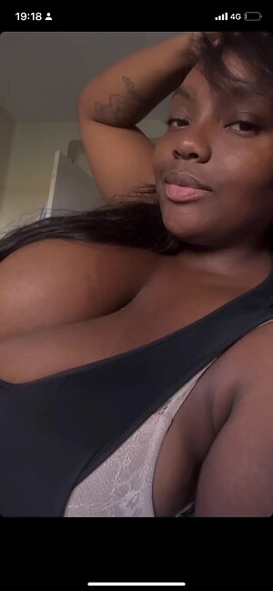 Erika G leaked photo #8