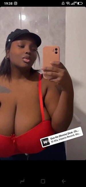 Erika G leaked photo #14