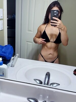 Erika leaked photo #29