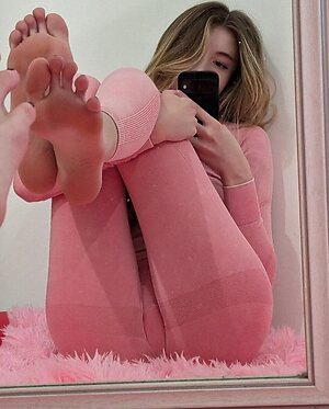 ErikaShyy leaked photo #6
