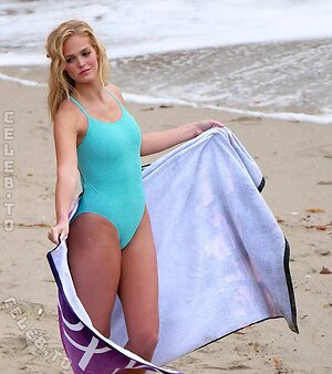 Erin Heatherton Nude Leaked Photo #4