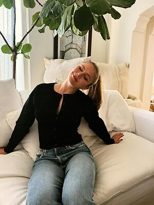 Erin Moriarty leaked photo #57