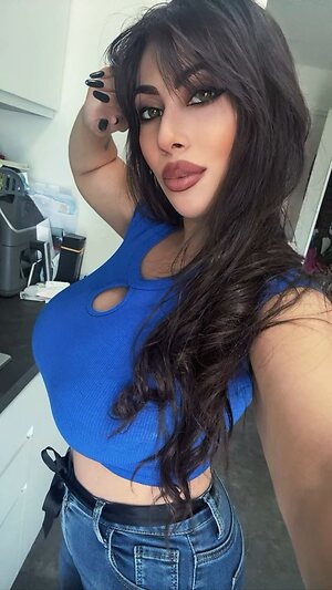 Erin Trimboli leaked photo #10