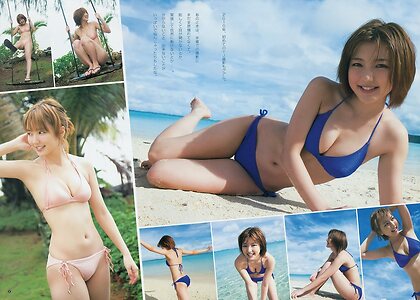 Erina Mano leaked photo #42