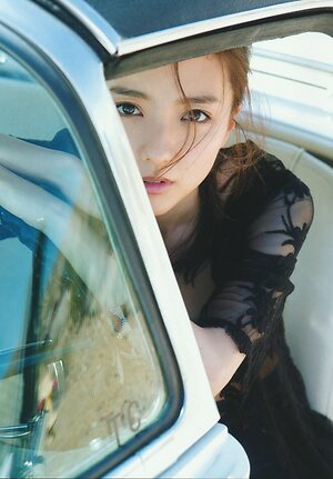 Erina Mano leaked photo #59