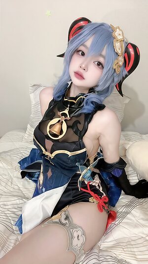 Erine Lenathea leaked photo #2
