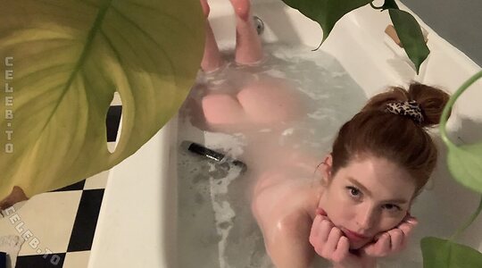 Ernaburn Nude Leaked Photo #277