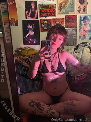 Errrrotika Nude Leaked Photo #65