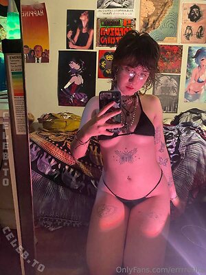 Errrrotika Nude Leaked Photo #66