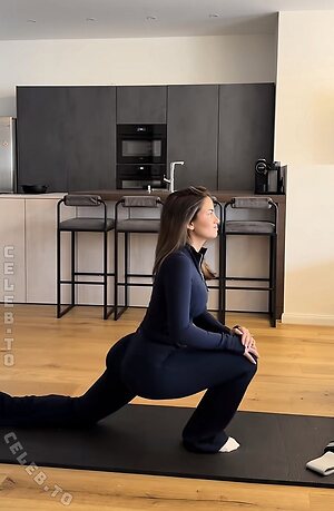 Esra Algac photo