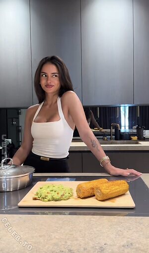Esra Algac photo