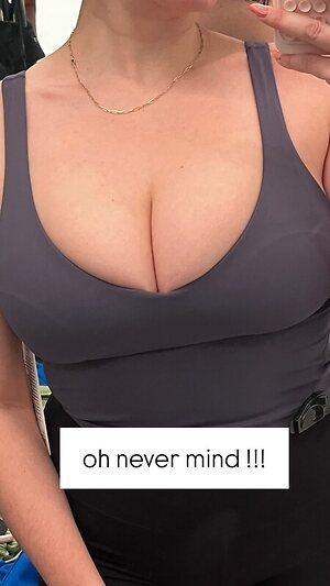 Esteeisonline leaked photo #11