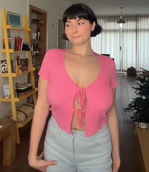 Esteeisonline leaked photo #14