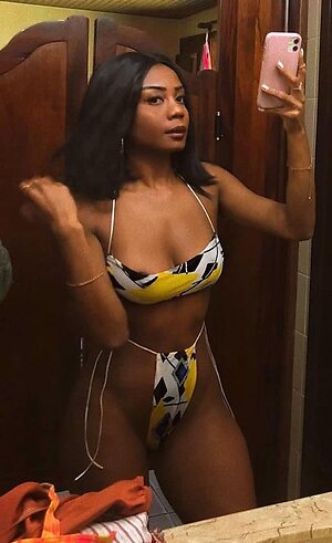 Estefânia Logmar Nude Leaked Photo #54