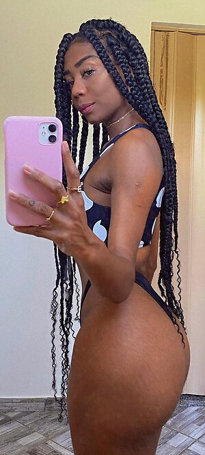 Estefânia Logmar Nude Leaked Photo #60