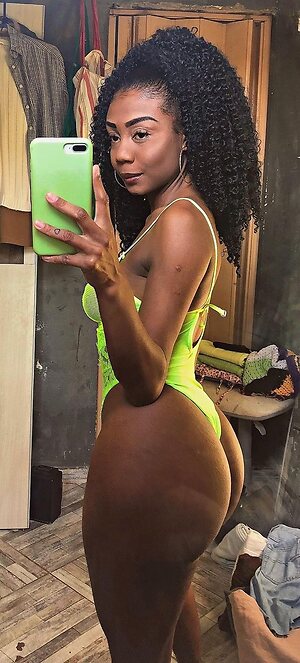 Estefânia Logmar Nude Leaked Photo #78
