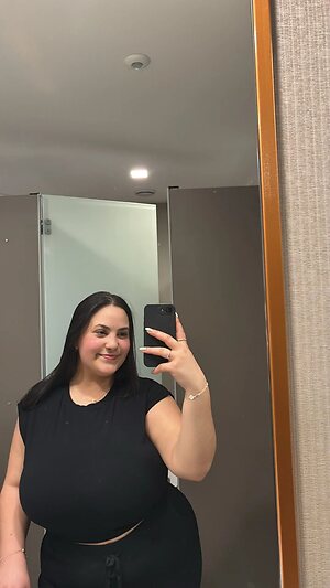 Estela leaked photo #16
