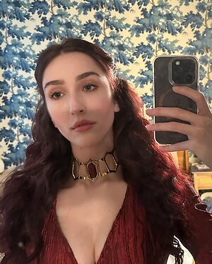 Estella Graves leaked photo #12