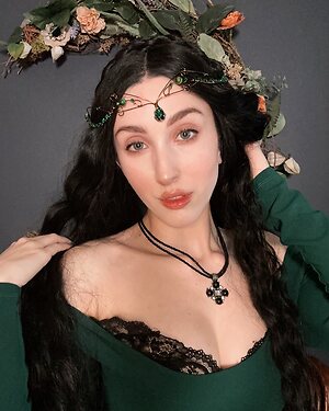Estella Graves leaked photo #59