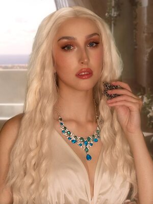 Estella Graves leaked photo #72
