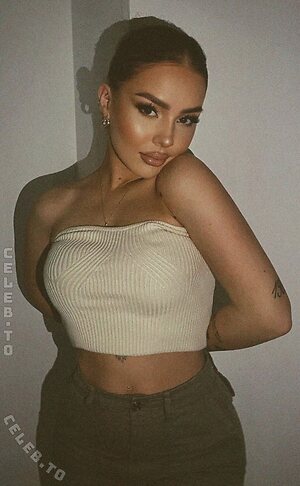 Estellakr Nude Leaked Photo #23