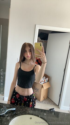 Estelleharper Nude Leaked Photo #13