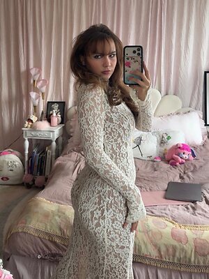 Ester Dobrik leaked photo #2