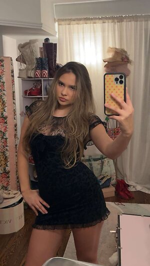 Ester Dobrik leaked photo #43