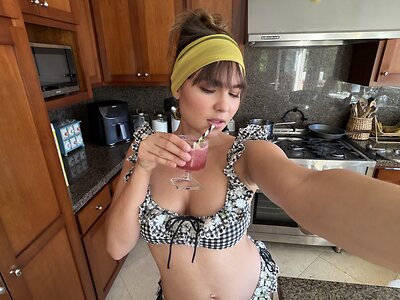 Ester Dobrik leaked photo #50