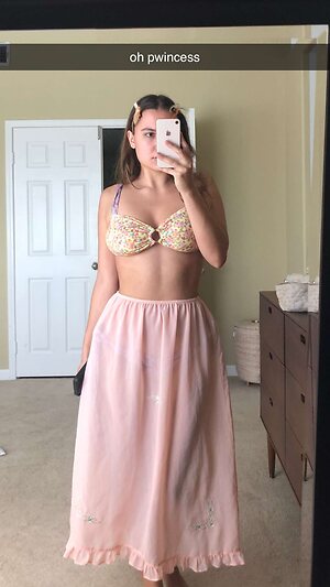 Ester Dobrik leaked photo #119