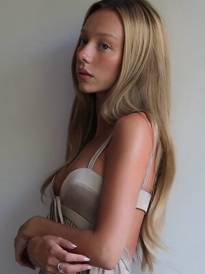 Ester Exposito