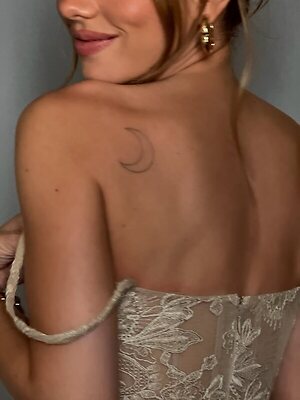 Ester Exposito leaked photos