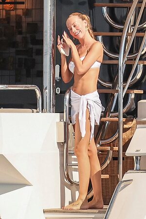 Ester Exposito leaked photo #170