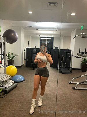Esterbron leaked photo #43